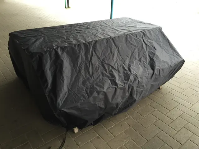 Housse de protection pour table de pique-nique KING® 180 cm